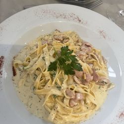 Valentinos Italian Restaurant - Carbonara 10/10