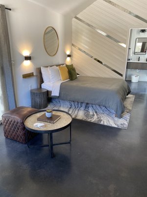 Lucky Arrow Retreat - Glamping Capital of Texas, USA ® Event Venue by null
