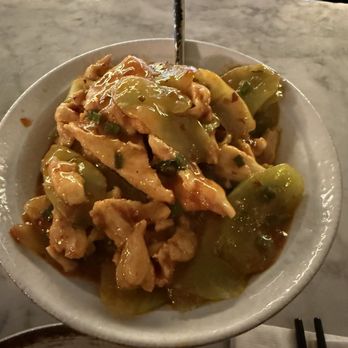 CHILI - Chicken in garlic sauce - Szechuan Near Me - New York, New York