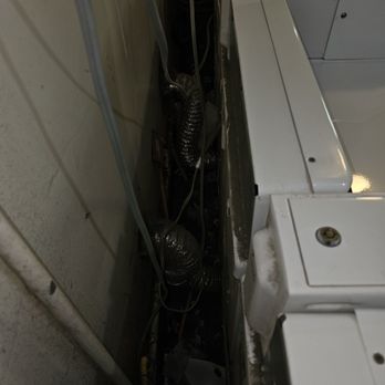 Sauer Properties - Behind the washing machines are full of trash and dirty. - Property Management Near Me - North Hollywood, California Sauer Properties - Behind the washing machines are full of trash and dirty. - Property Management Near Me - North Hollywood, California