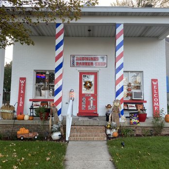 Redwings Barber Shop - Look for the Barber pole pillars. - Barbers Near Me - Saint Johns, Michigan Redwings Barber Shop - Look for the Barber pole pillars. - Barbers Near Me - Saint Johns, Michigan