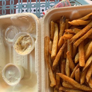 Baileys' Range - Fries - Beer Bar Near Me - St. Louis, Missouri