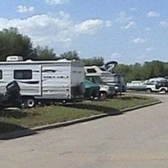 StorageMart - Self Storage Near Me - Shawnee, Kansas