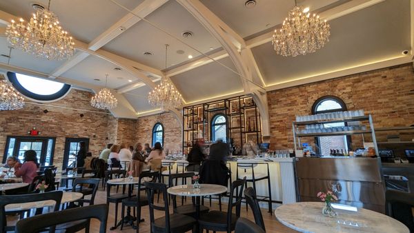 Saint 1881 Coffee & Cocktail Bar by null