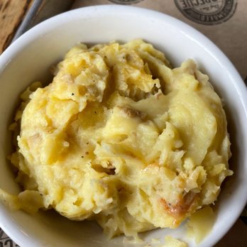 Del's Hideout - Mashed Potatoes - Barbeque Near Me - San Diego, California