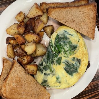 The Rhody Hen Cafe - Hanger Steak Omlette - Breakfast & Brunch Near Me - North Providence, Rhode Island