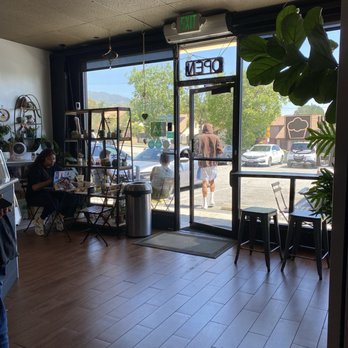 Annie's Sweet Oven - Inside - Coffee & Tea Near Me - Sylmar, California