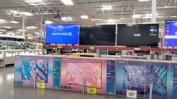 Sam's Club by null