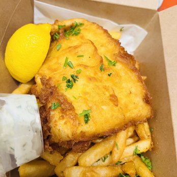 Red's Best - Fish and chips - Seafood Near Me - Boston, Massachusetts