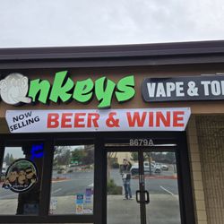 3 Monkeys Smoke & Vape shop - Now selling Beer & Wine