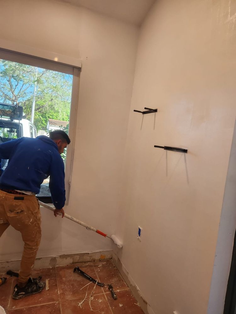 Slide of Luxurious Remodeling S&r