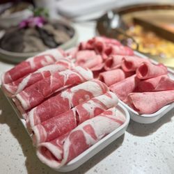 Shoo Loong Kan Hot Pot