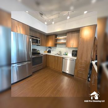 A&B Pro Cleaning - Fresh and clean kitchen after a recent deep cleaning by A&B Pro Cleaning. - Home Cleaning Near Me - Renton, Washington A&B Pro Cleaning - Fresh and clean kitchen after a recent deep cleaning by A&B Pro Cleaning. - Home Cleaning Near Me - Renton, Washington