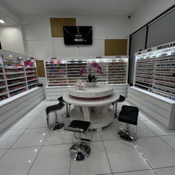 Nails 19 - Inside - Nail Salons Near Me - Roseville, California