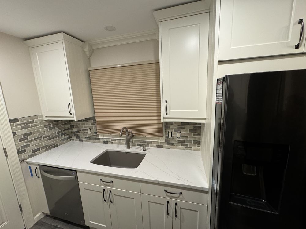 Slide of Prorenoserv Construction Team