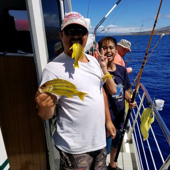 Strike Zone Sportfishing - El Capitan - Boat Charters Near Me - Kihei, Hawaii Strike Zone Sportfishing - El Capitan - Boat Charters Near Me - Kihei, Hawaii
