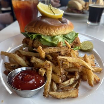 Tuscan Brick Oven Bistro - Crispy haddock sandwich - Italian Near Me - Freeport, Maine