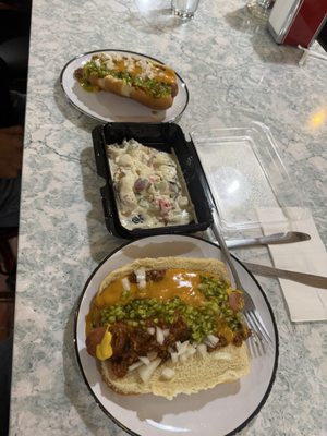 Reds Soda Fountain and Ice Cream by null