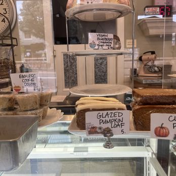 Icing on the Cake - Bakeries Near Me - Los Gatos, California Icing on the Cake - Bakeries Near Me - Los Gatos, California