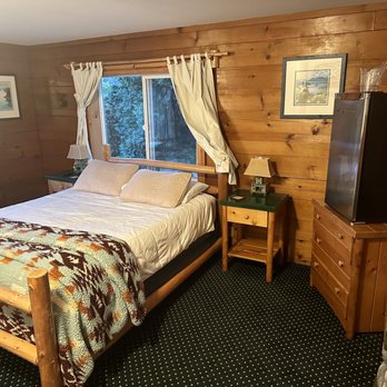Deer Harbor Inn - View upon entry - Hotels Near Me - Deer Harbor, Washington
