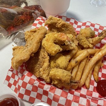Red Crab Boil - Shrimp and fish basket - Seafood Near Me - Lee's Summit, Missouri Red Crab Boil - Shrimp and fish basket - Seafood Near Me - Lee's Summit, Missouri