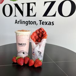Onezo - Strawberry waffle with strawberry milk tea
