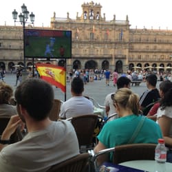 Cafeteria Berysa - Great place to watch games