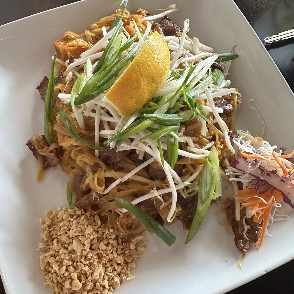 Smile Thai Cuisine - Pad Thai beef - Thai Near Me - Tempe, Arizona Smile Thai Cuisine - Pad Thai beef - Thai Near Me - Tempe, Arizona