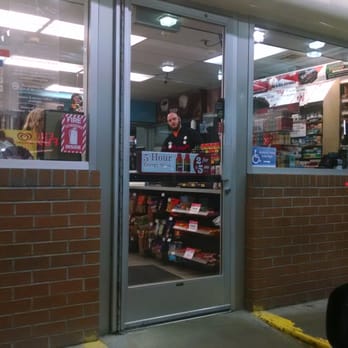 76 Gas Station - This dude - Gas Stations Near Me - Clackamas, Oregon 76 Gas Station - This dude - Gas Stations Near Me - Clackamas, Oregon