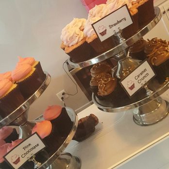 Smallcakes and Creamery - Cupcakes Near Me - Collierville, Tennessee Smallcakes and Creamery - Cupcakes Near Me - Collierville, Tennessee