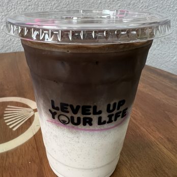 Meccha Matcha - Hojicha latte with oat milk - Desserts Near Me - Artesia, California Meccha Matcha - Hojicha latte with oat milk - Desserts Near Me - Artesia, California