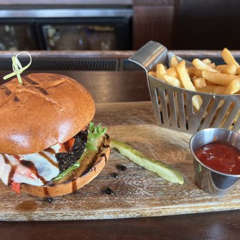 Jake's on the Water - New American Near Me - Potsdam, New York