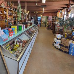 Border Store - Neat and clean