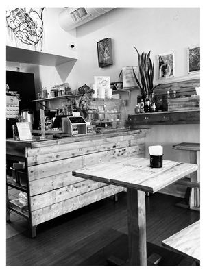 De La Tierra Café by null