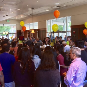 Peet's Coffee - Crowds waiting for drinks - Coffee & Tea Near Me - Sunnyvale, California Peet's Coffee - Crowds waiting for drinks - Coffee & Tea Near Me - Sunnyvale, California
