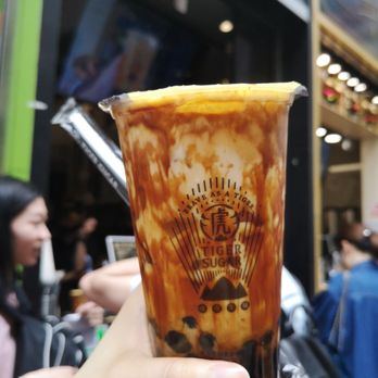老虎堂 - Classic milk with brown sugar bubbles - Bubble Tea Near Me - Hong Kong, HK 老虎堂 - Classic milk with brown sugar bubbles - Bubble Tea Near Me - Hong Kong, HK
