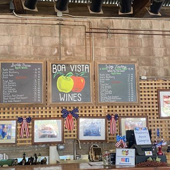 Boa Vista Orchards - Bar area - Fruits & Veggies Near Me - Placerville, California