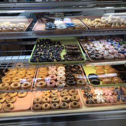 Snowflake Donuts - Donuts 9.9.23