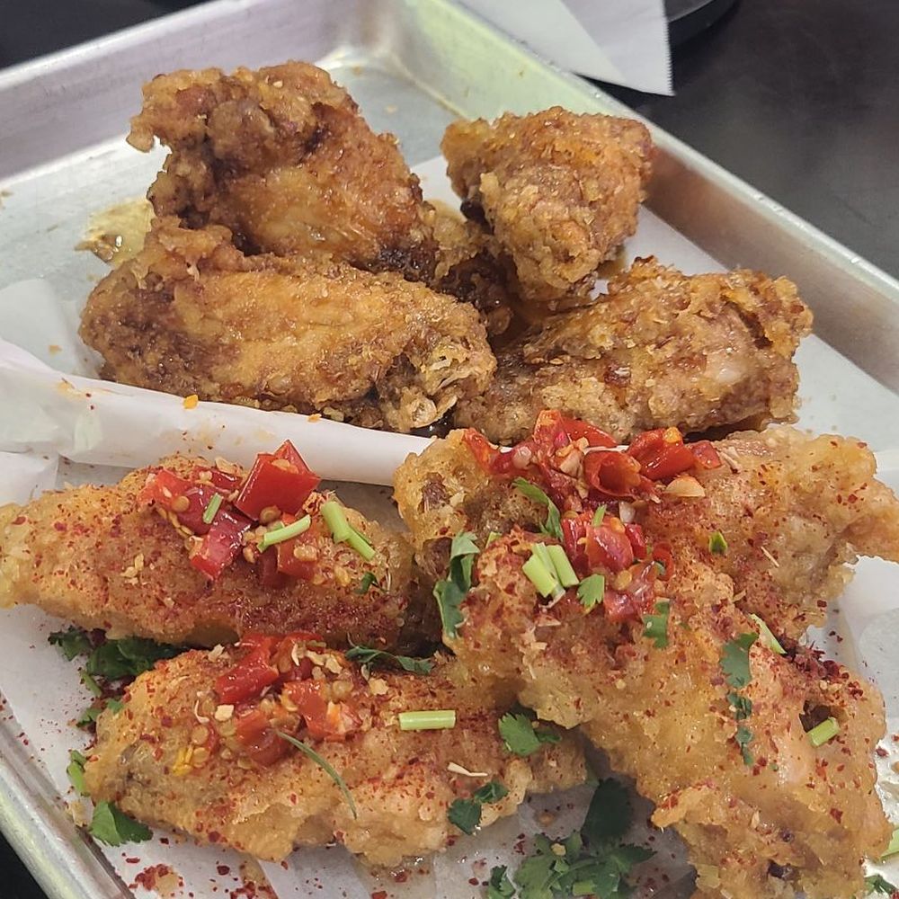 KEEKS Eggrolls & Wings - Asian Fusion Near Me - Keller, Texas
