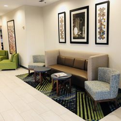 Holiday Inn Express & Suites Weslaco - Entrance