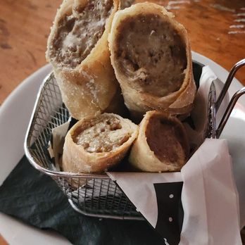 Tradesman's - FRIED EGGROLLS - Barbeque Near Me - Philadelphia, Pennsylvania