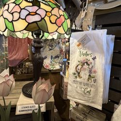 Cracker Barrel Old Country Store - Cat towel 05/26