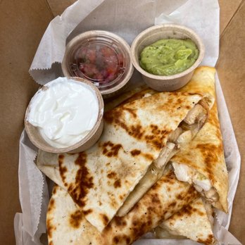Salty Siren - Quesadilla-big enough to share as a meal - American Near Me - Fort Lauderdale, Florida Salty Siren - Quesadilla-big enough to share as a meal - American Near Me - Fort Lauderdale, Florida