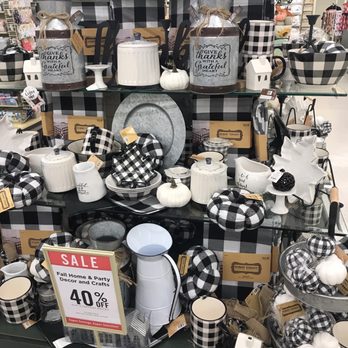 Hobby Lobby - Fall decor display - Art Supplies Near Me - Norton Shores, Michigan Hobby Lobby - Fall decor display - Art Supplies Near Me - Norton Shores, Michigan
