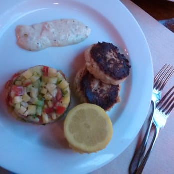 Pershing Square - Maryland Crab Cake appetizer - American Near Me - New York, New York Pershing Square - Maryland Crab Cake appetizer - American Near Me - New York, New York