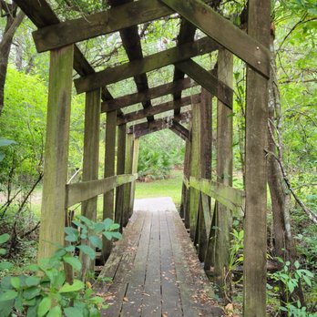 Solomon's Castle - Trail - Tours Near Me - Ona, Florida