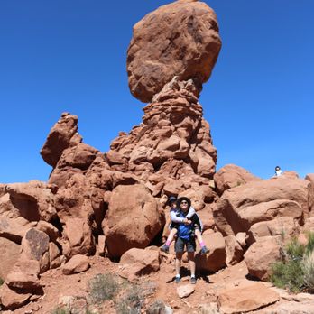 Arches National Park - Balanced Rock - Parks Near Me Arches National Park - Balanced Rock - Parks Near Me