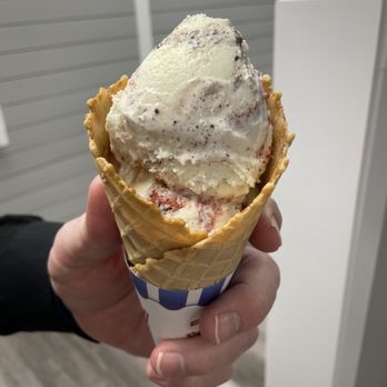 Pav's Creamery - Red velvet Oreo custard in a waffle cone - Desserts Near Me - Akron, Ohio