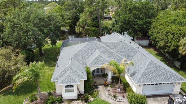 Schultz Roofing Logo
