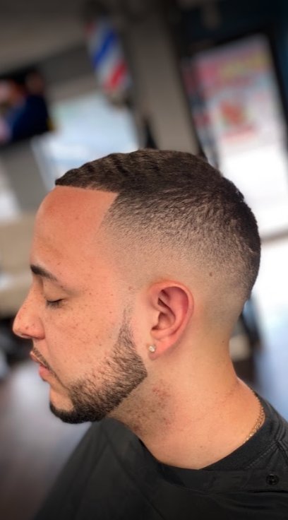 Empire barbershop Logo